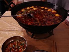 油碟-鸿顺老铁锅美蛙鱼府(解放碑店)