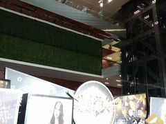 -东浩兰生上海世博展览馆