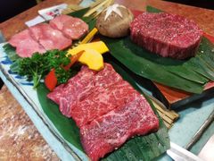 -炼火烤肉店