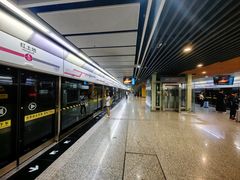 -红土地(地铁站)