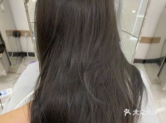 今年最显白的微潮色发色~