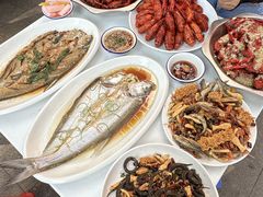 -丹水桥地锅鱼·翘嘴鲌·地方特色全鱼宴(丹江口大坝店)
