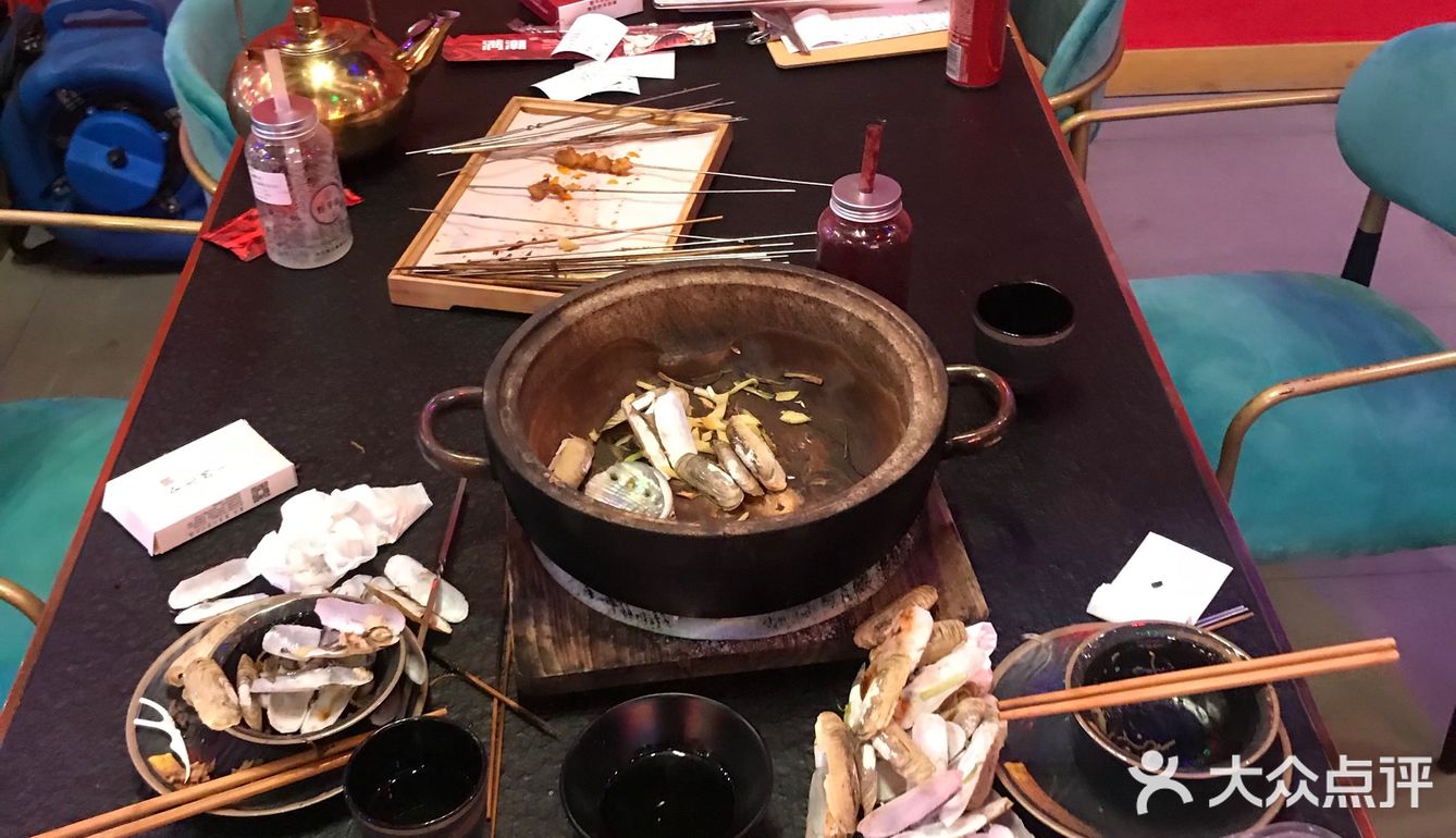 烤鸟贝也是必点，非常好吃，一点也没烤老