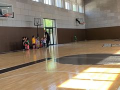 -梦想之巅·青少年篮球·羽毛球·培训中心(西站店)