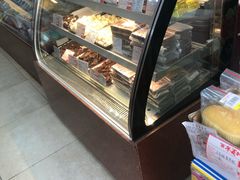 面包甜点陈列柜-百年义利(通州北苑南路店)