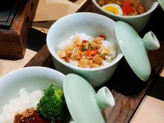 三口饭-穹六人间 people 6(岳阳路店)