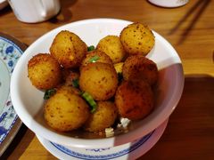 孜然小土豆-炉小二铜锅牛蛙•川湘菜(三里屯店)