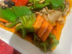 青椒回锅肉-柏合黄记豆腐皮饭店