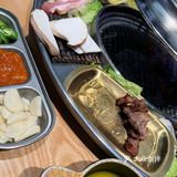 好久没吃烤肉啦，点了个二人餐，量好多肉很新鲜