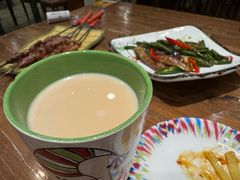 -清真·玛丽亚新疆菜主题餐厅(浙江中路店)