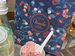 -VENCHI 闻绮(上海佛罗伦萨小镇店)