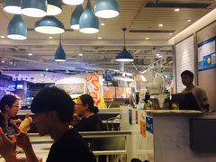 大堂-满记甜品(优客百盛店)