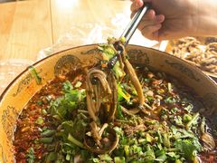 -乐山第一家临江鳝丝(茶坊路店)