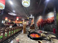 -渝大狮毛肚老火锅(遂宁万达店)