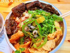 -柳州肥姨妈大骨螺蛳粉(东靖路店)