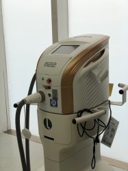 -张小熊连锁轻医美