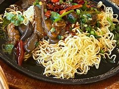 -包整·丝娃娃(一览甲秀楼风景店)