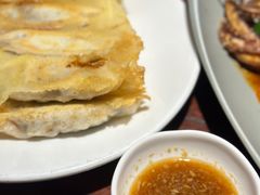 虾仁肉锅贴-前海沿·青岛菜(五四广场永旺店)