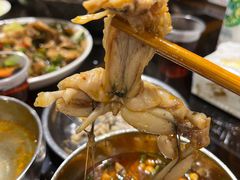 -鸿顺老铁锅美蛙鱼府(解放碑店)