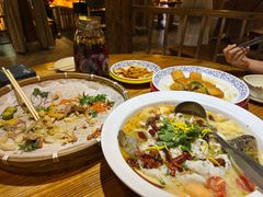 -花溪雨·森林餐厅(石基店)