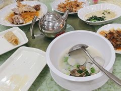 -鹏城人家海鲜酒家·23年老字号(较场尾店)