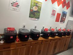 -荆九爷爆炒桥头三嫩(云南北路店)