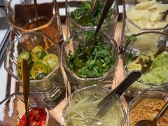 -红鼎豆捞·非遗鲍皇汤火锅(宝丰路店)