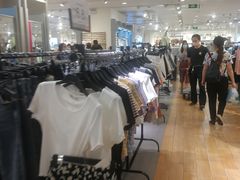 -三福时尚(三峡广场华夏银座店)