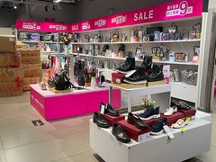 -唯品会(北京国瑞城店)