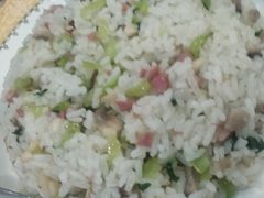 -河畔春天时尚餐厅