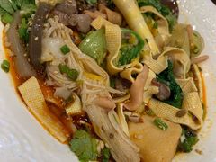 -成都你六姐·牛肉冒菜(城市集市合生汇店)