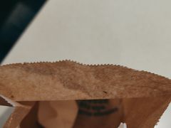 -麦当劳(广州南站B10检票口楼上)