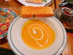 -I HOLIC艾豪丽披萨(KKone店)