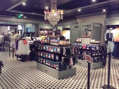 -Hollister(天环广场店)