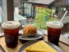 -星巴克臻选(成都太古里店)
