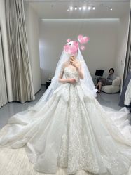-南京宝娜嫁衣婚纱礼服馆(中央路店)