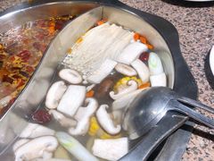 馋嘴鸳鸯锅底-小山城·馋嘴蛙(亚运村店)