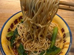 -二娃邓板凳面(解放碑店)