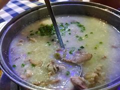 -洞密园美食城·二十二年老店(富华路店)
