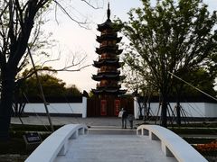 -龙华寺