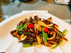 炒杂菌-炊烟餐厅