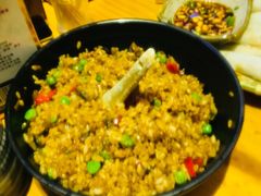 -野山舂·贵州现舂酸汤火锅(鸿通城店)