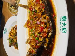 香酥大鲫鱼-费大厨辣椒炒肉(万家丽一店)