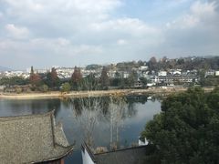 -披云山庄