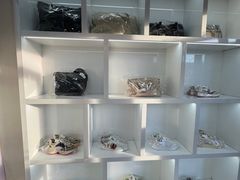 -翰皇直营洗衣洗鞋(望京鹿港店)