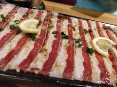 柠檬香草黑椒牛五花-小米烤肉-泥炉炭烤(常营店)