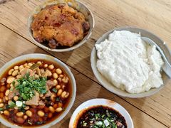 -九九豆花馆(解放碑步行街店)