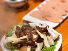 -滇香肴·云南菜蒸汽石锅鱼(云南北路店)