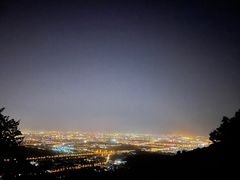 -鬼笑石后山停车场