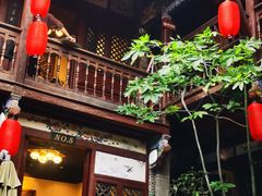 -香满楼.建水老宅院